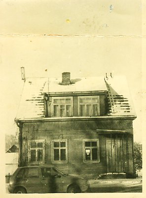 ate lephone station  .  ate lefonų stotis